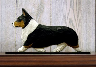 Welsh Corgi Pembroke Dog Figurine Sign Plaque Display Wall Decoration Tri