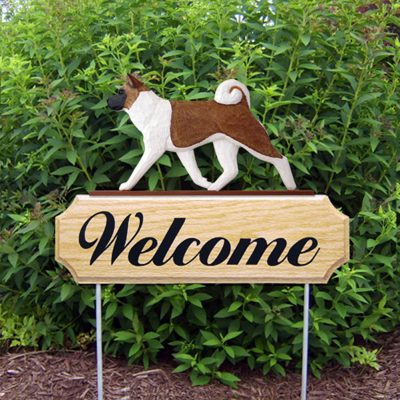 Akita Ourdoor Welcome Yard Sign Red & White in Color