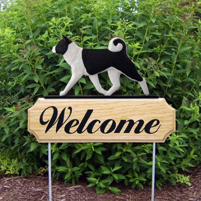 Akita Outdoor Welcome Yard Sign Black & White