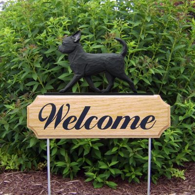 chihuahua-welcome-sign-black