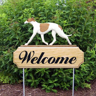 greyhound-welcome-sign-fawn-white